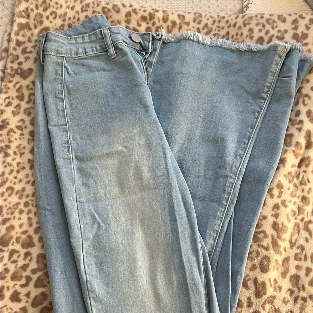 Light Blue Frayed Hem Women Jeans , long